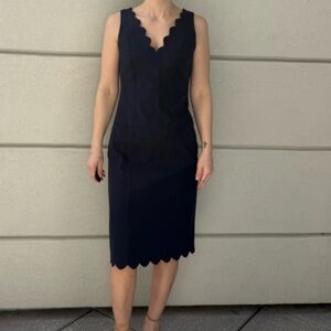 Banana Republic Sleeveless Scallop-Edge Navy Sheath Dress NWT size 4